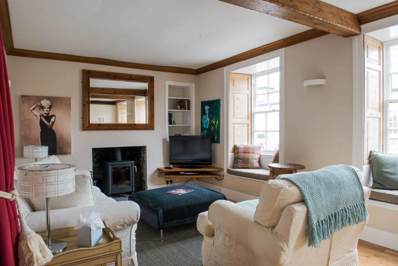 The Bear, Cowbridge Hotell Exteriör bild